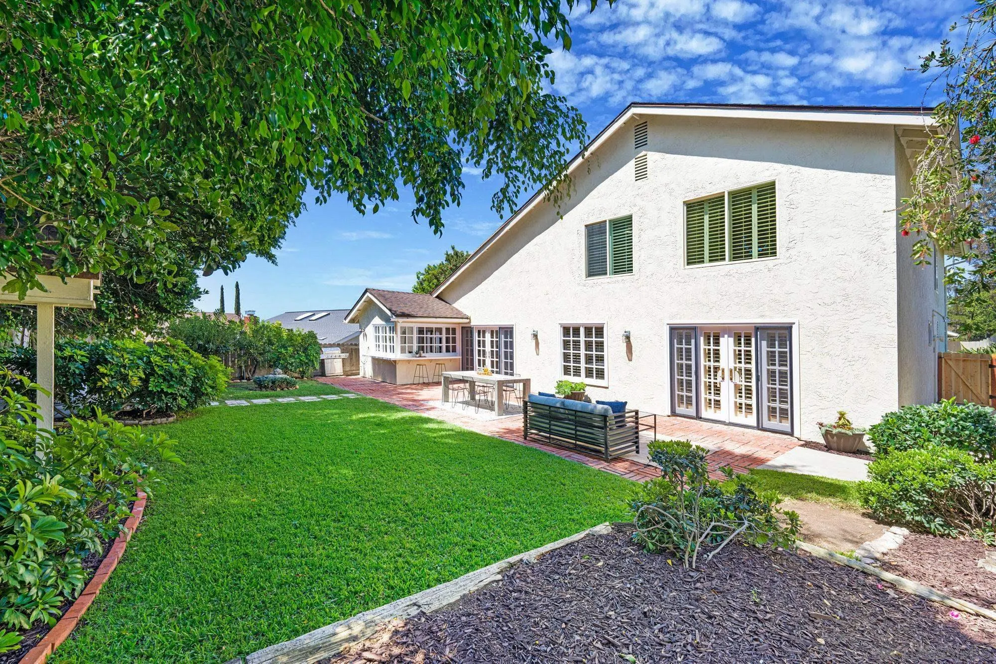 https://cdn.realtyfeed.com/cdn/127/260011008/a803c5f452b7d35181eec1d42b874440.webp