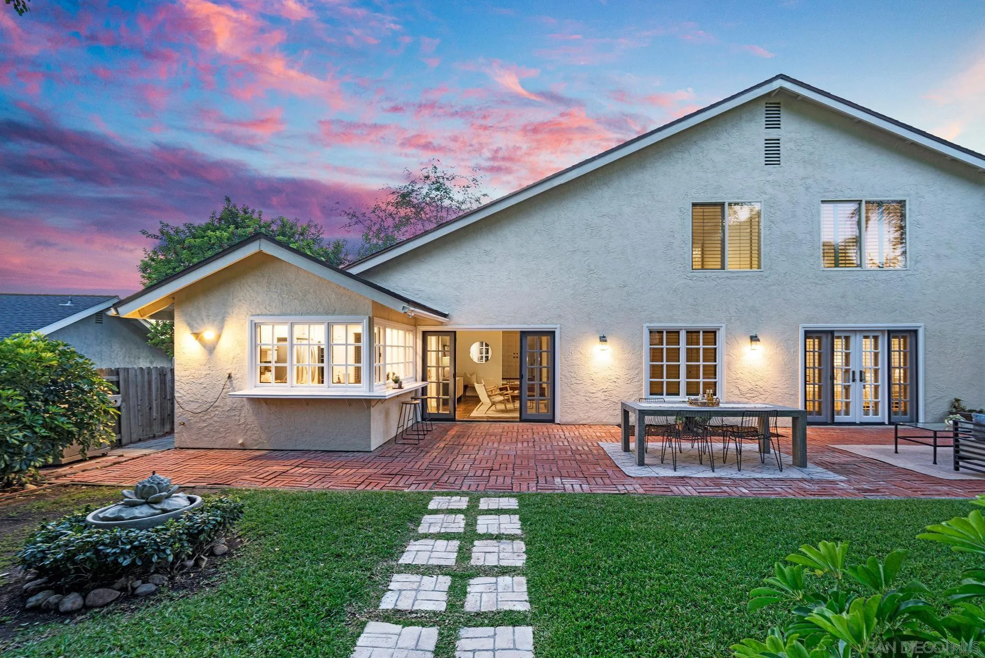 https://cdn.realtyfeed.com/cdn/127/260011008/ba8f51819b080672ba80a893f15f612c.webp