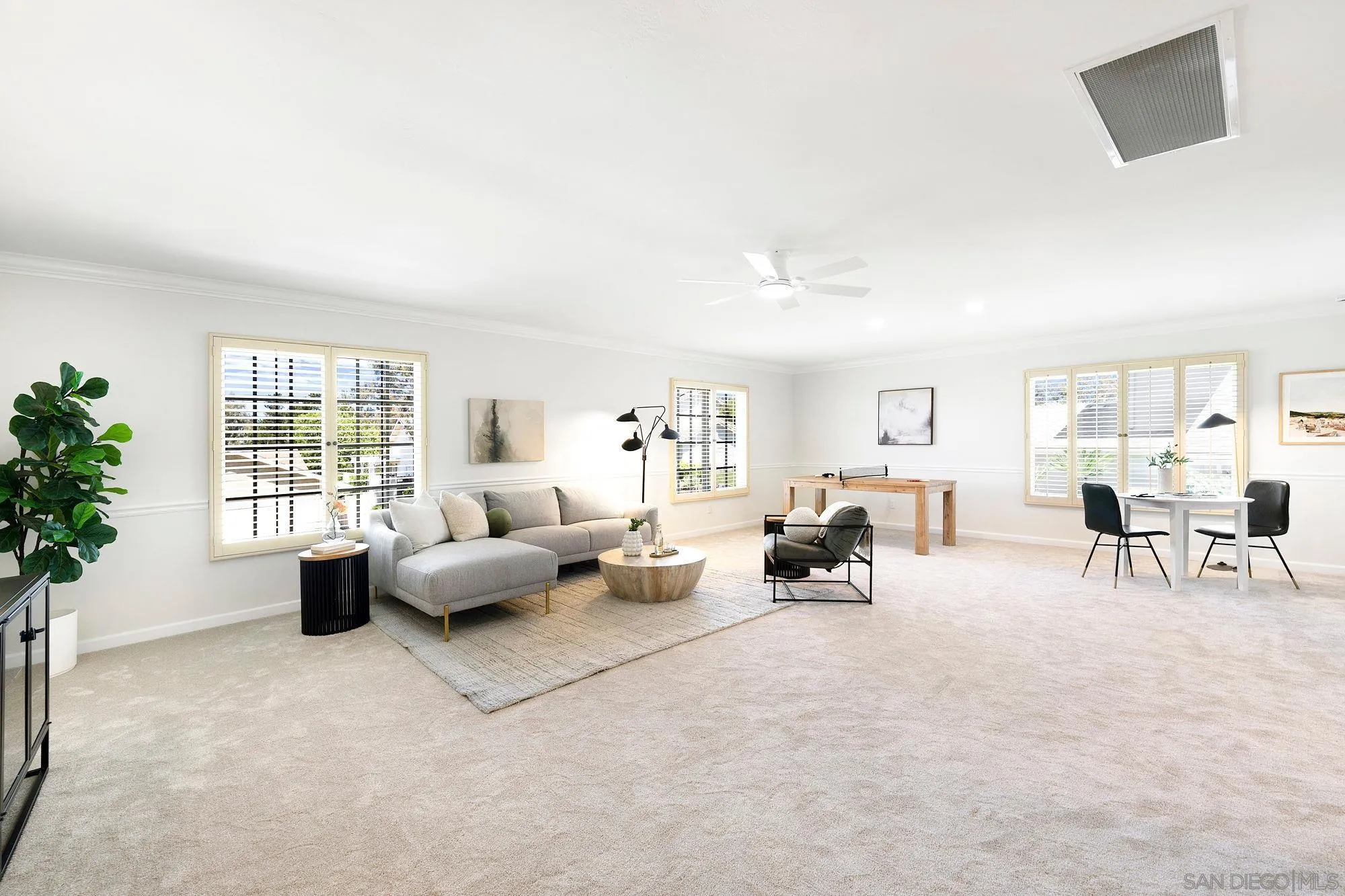https://cdn.realtyfeed.com/cdn/127/260011008/cf7d49c4966dd35fb472d54e8da67480.webp
