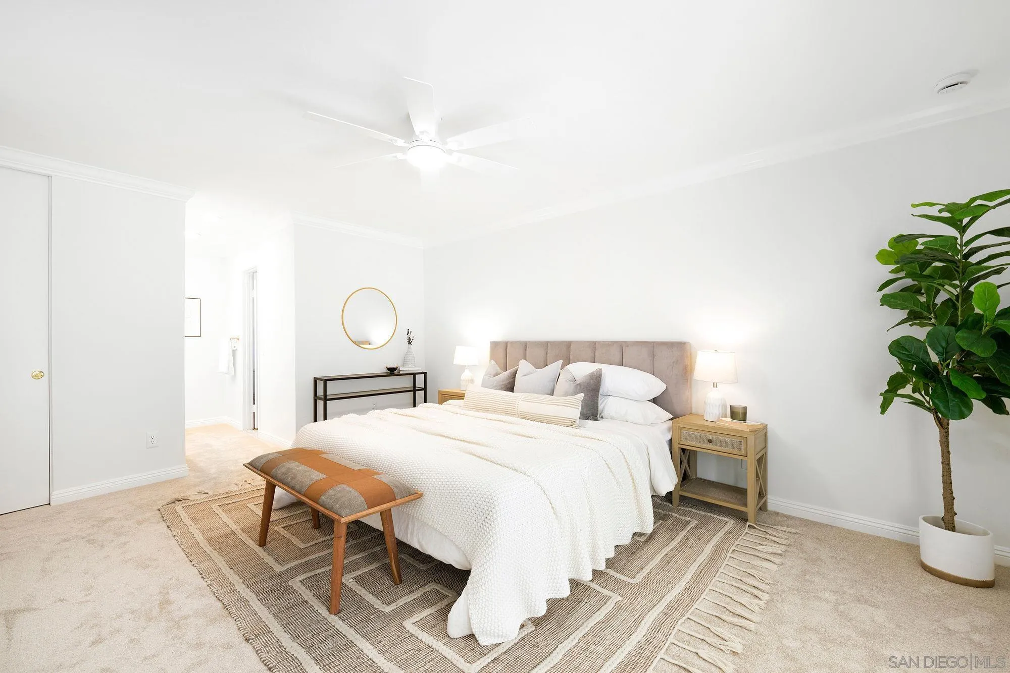 https://cdn.realtyfeed.com/cdn/127/260011008/e51bb23bab2da00cd4324ce20ad0f33b.webp