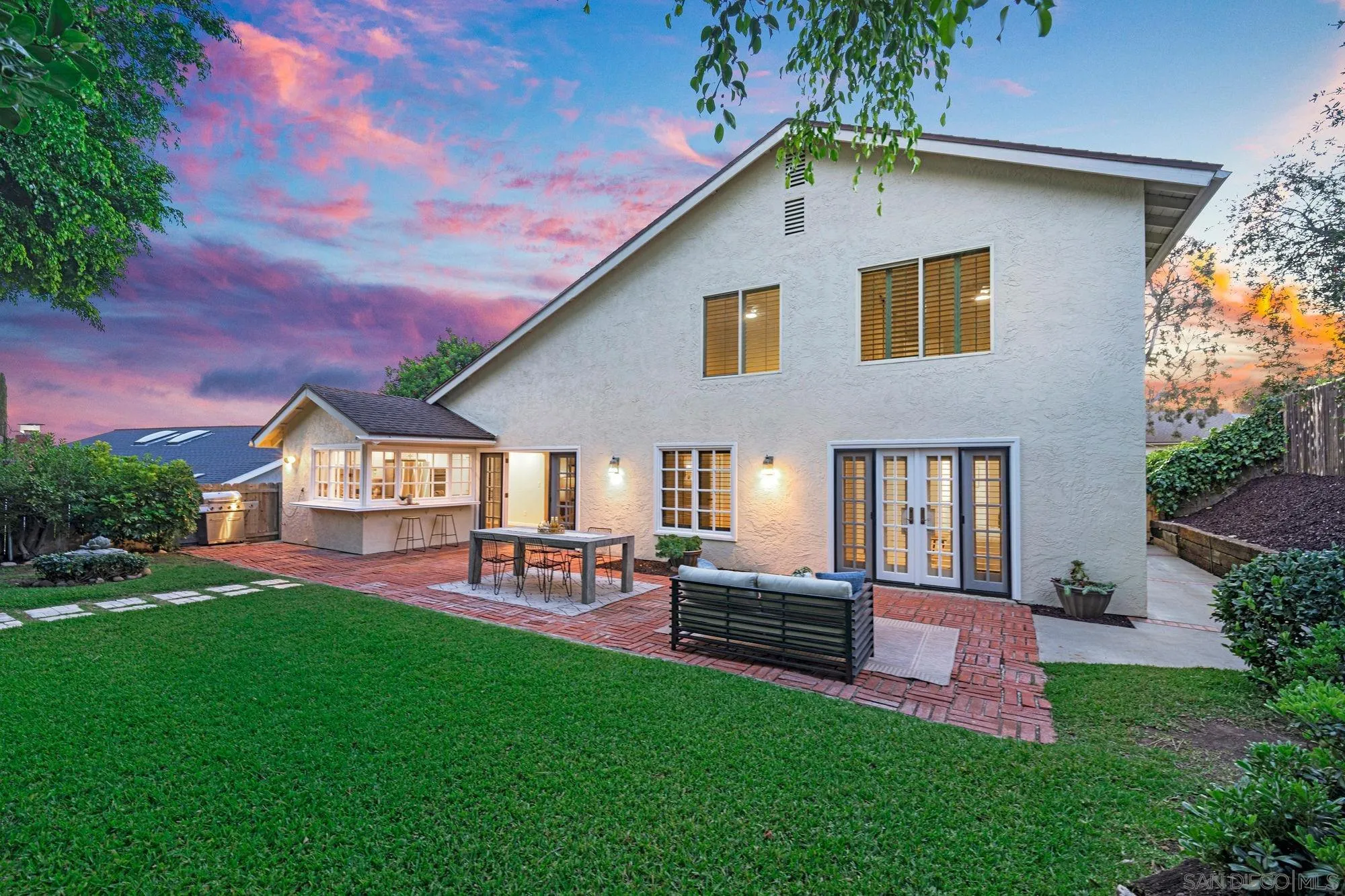 https://cdn.realtyfeed.com/cdn/127/260011008/f31030cbf9bb3c39b9744135e02f8461.webp