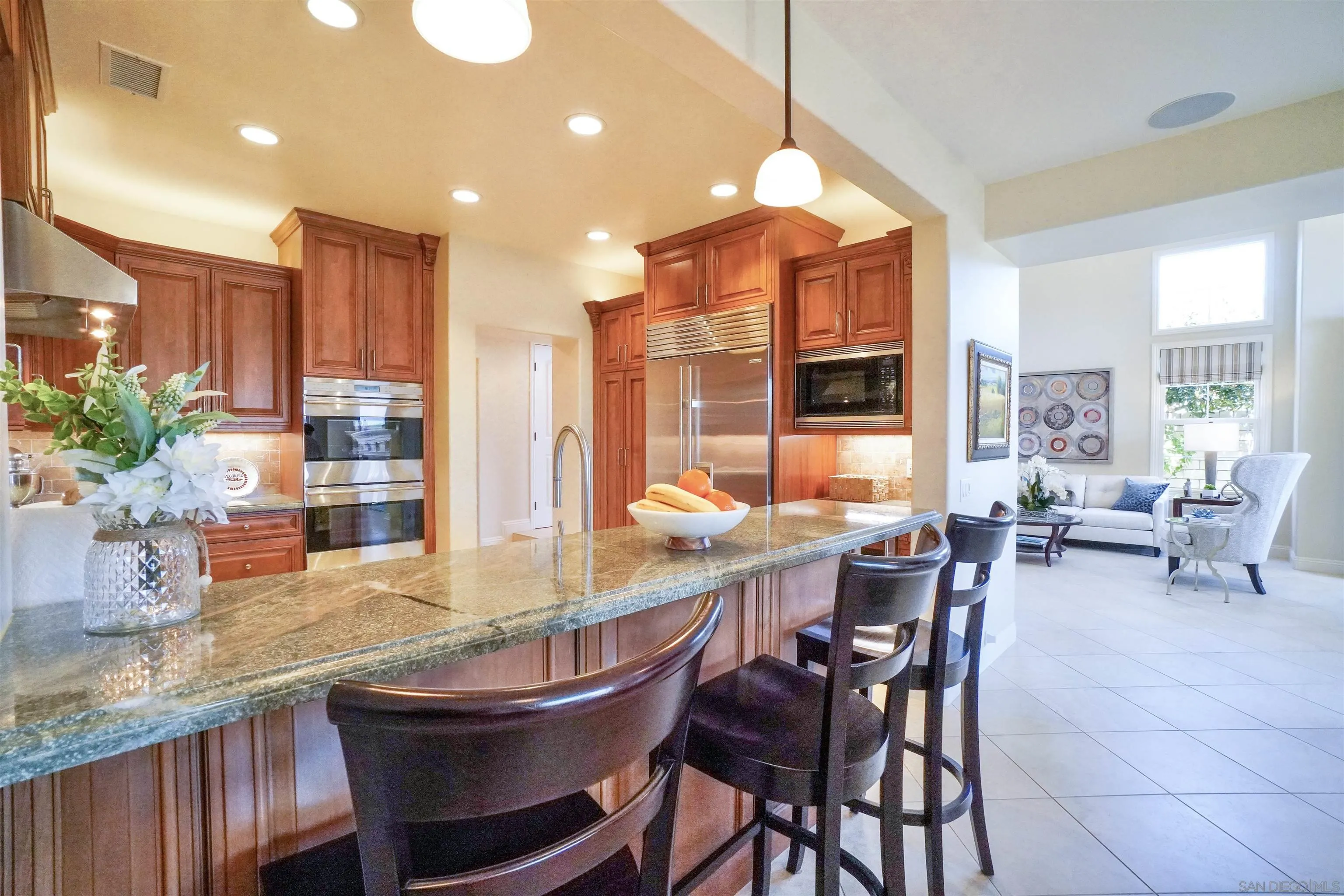 https://cdn.realtyfeed.com/cdn/127/260011009/505899a56e5eca254d4cc57bd3448765.webp