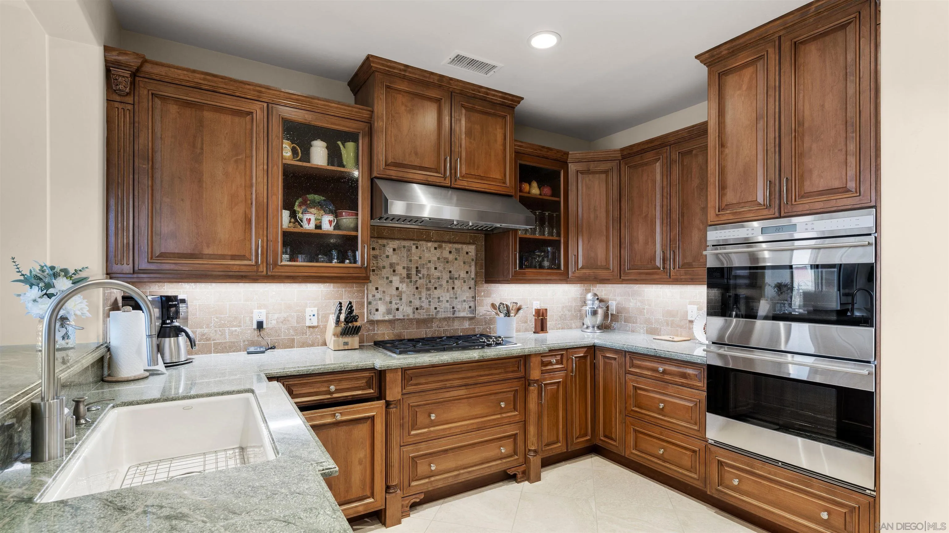 https://cdn.realtyfeed.com/cdn/127/260011009/5a241d6ad01fad600b35e9ad5bd4873f.webp