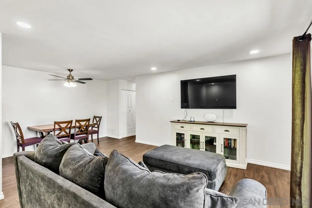 https://cdn.realtyfeed.com/cdn/127/260011014/3b08b7fd7c0011224d15780cd2599192.webp