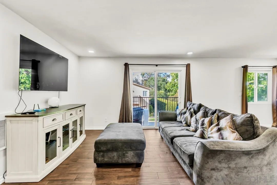 https://cdn.realtyfeed.com/cdn/127/260011014/4f8f11a53036f1c339afa46cc9f7a354.webp