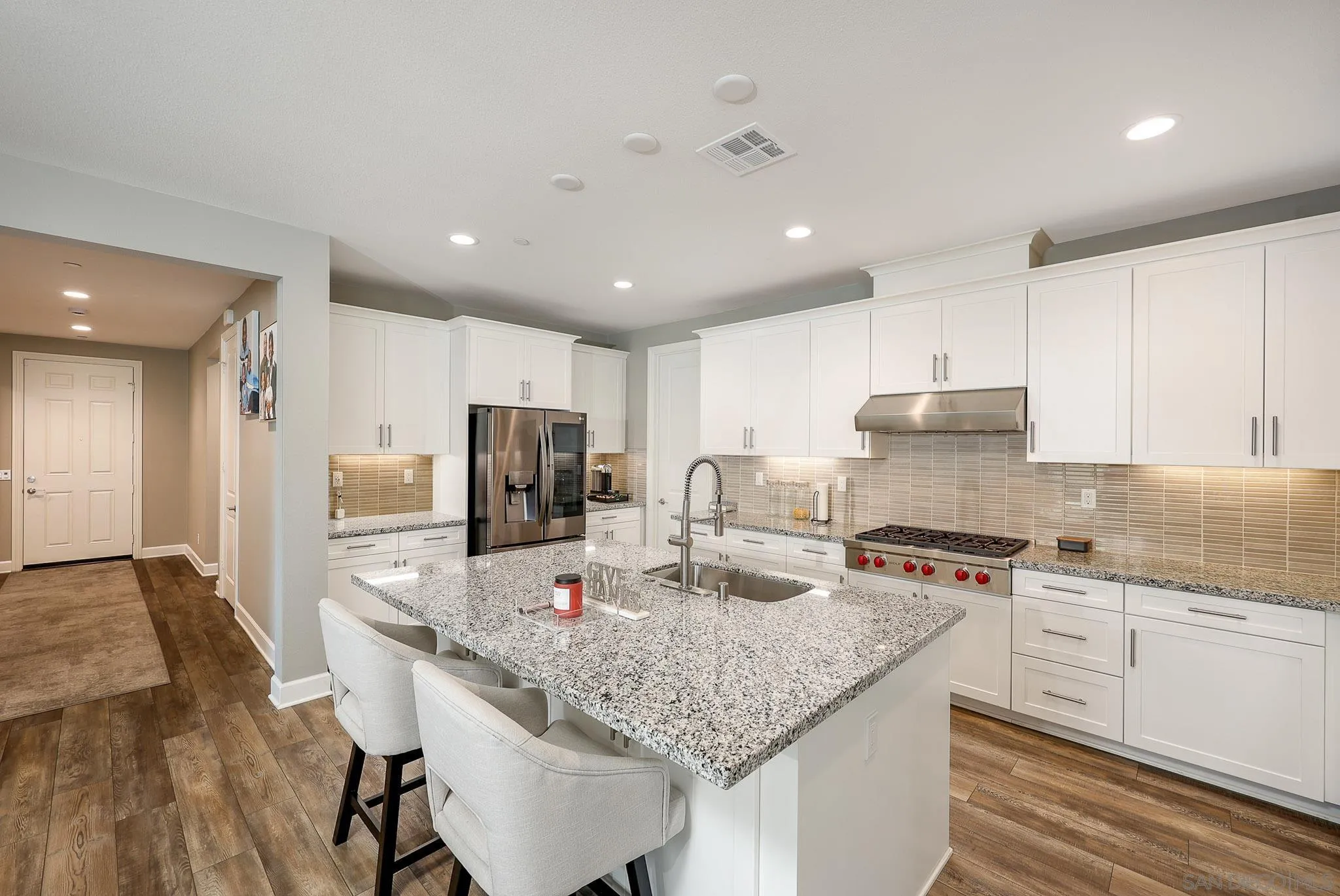https://cdn.realtyfeed.com/cdn/127/260011016/4dc2655208bbb89844e003c9025b1340.webp