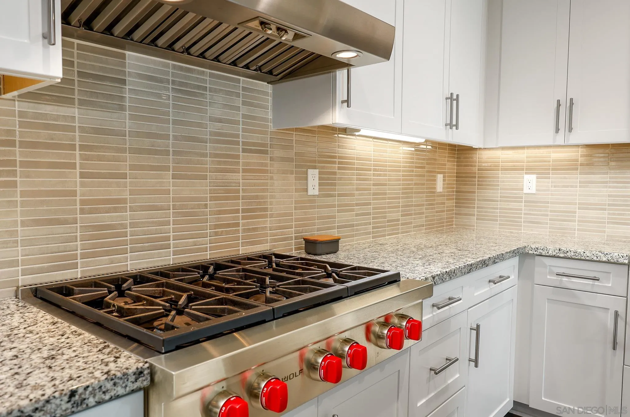 https://cdn.realtyfeed.com/cdn/127/260011016/dd907d40c07b8fadf7808c6b82f6bef4.webp