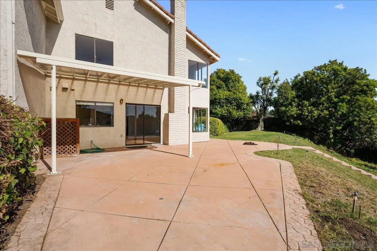 https://cdn.realtyfeed.com/cdn/127/260011017/8c67c2a5e6ba0a5913da47fc5e79505d.webp