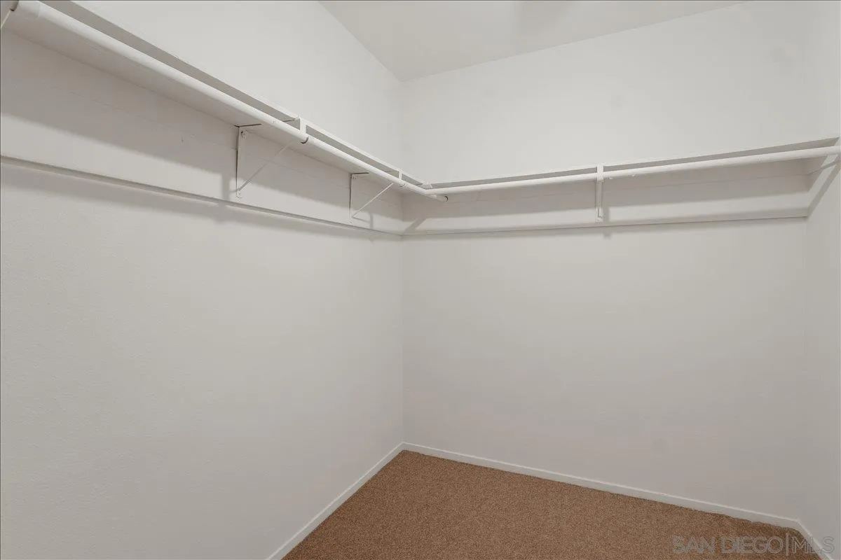 https://cdn.realtyfeed.com/cdn/127/260011017/bd4f8624e48b59a593dc0fd4277ff0aa.webp