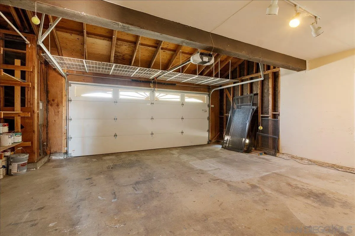 https://cdn.realtyfeed.com/cdn/127/260011017/be3dc512917626c69098f979e0d1dcc7.webp