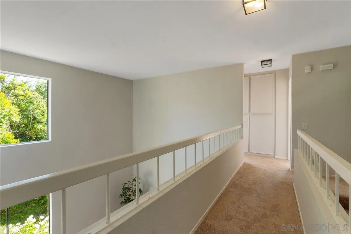 https://cdn.realtyfeed.com/cdn/127/260011017/c3a92ce7c3de406e948992d9012fb9f5.webp