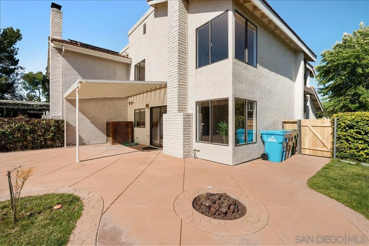 https://cdn.realtyfeed.com/cdn/127/260011017/e57aed8de6c4b209fa06133635ebe350.webp