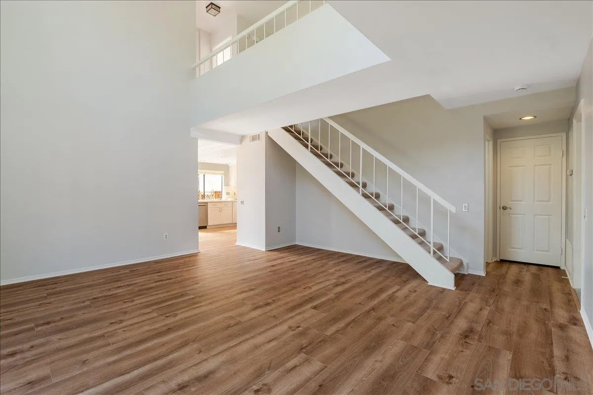 https://cdn.realtyfeed.com/cdn/127/260011017/f7cd58e26fb4fecd5abfa459703b32c1.webp