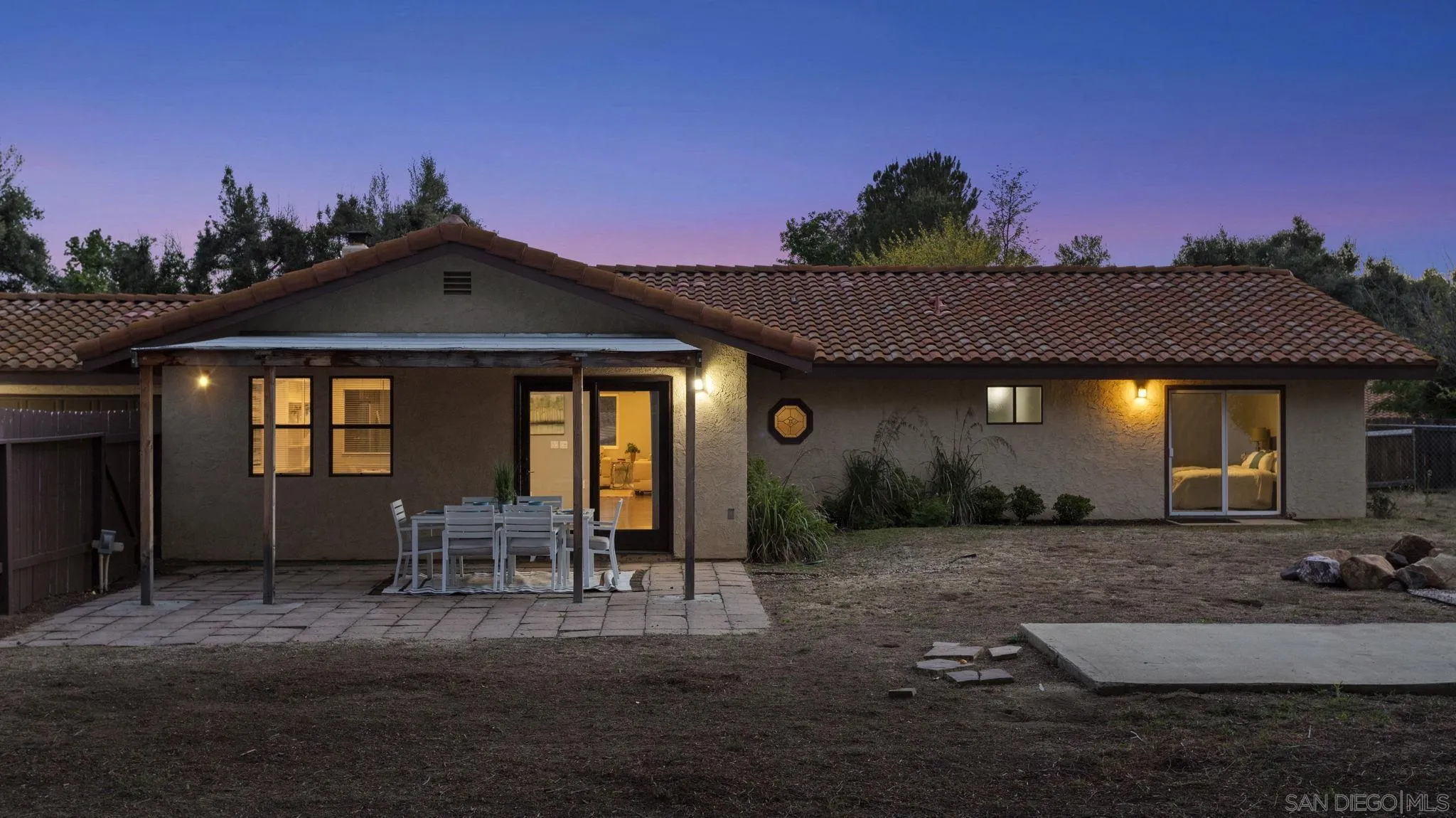 https://cdn.realtyfeed.com/cdn/127/260011018/1246d65da7ab7f3085fbf06a1f6b6066.webp