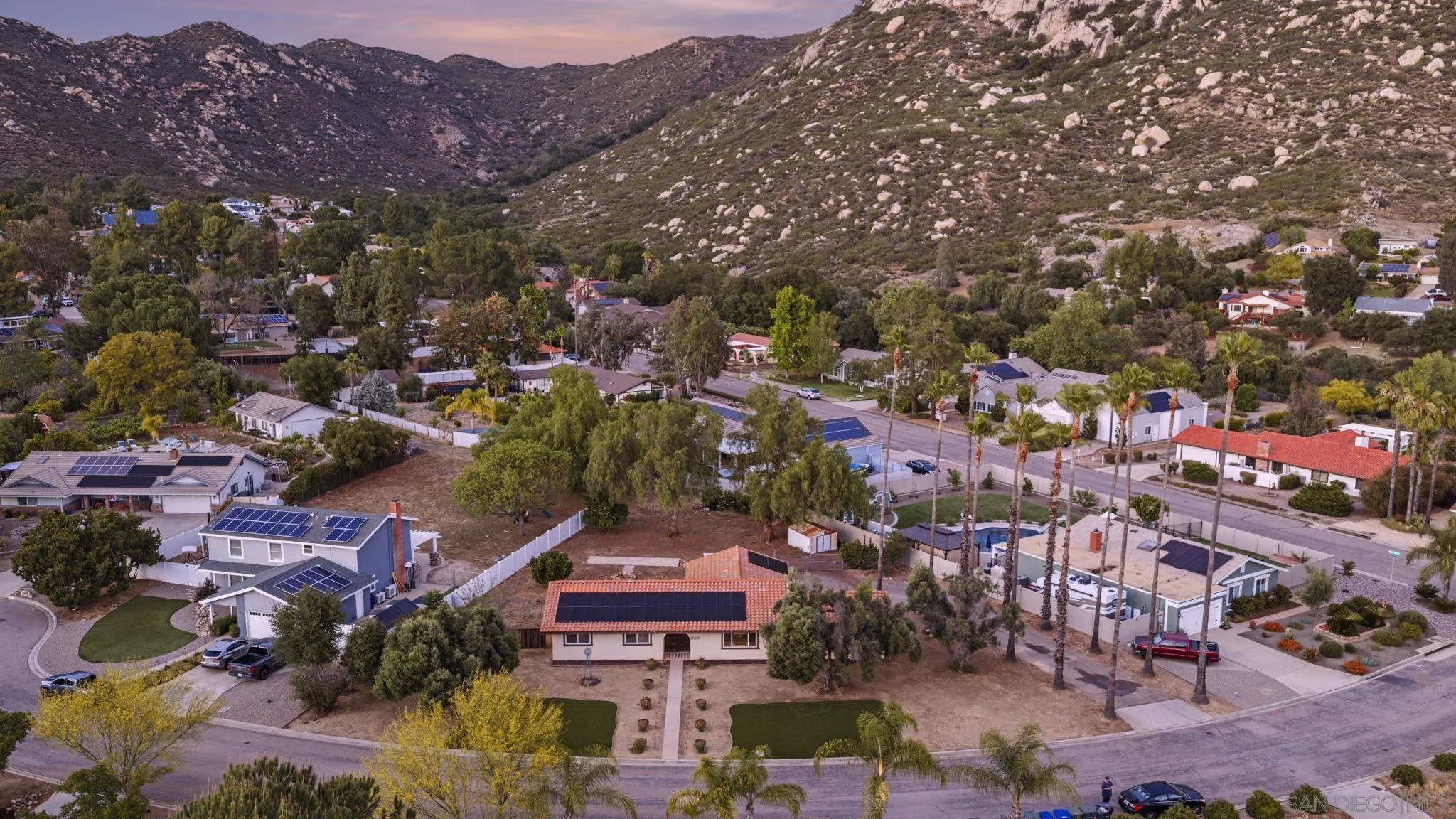 https://cdn.realtyfeed.com/cdn/127/260011018/1288d373fc37b302ff0eae6f83a5e671.webp
