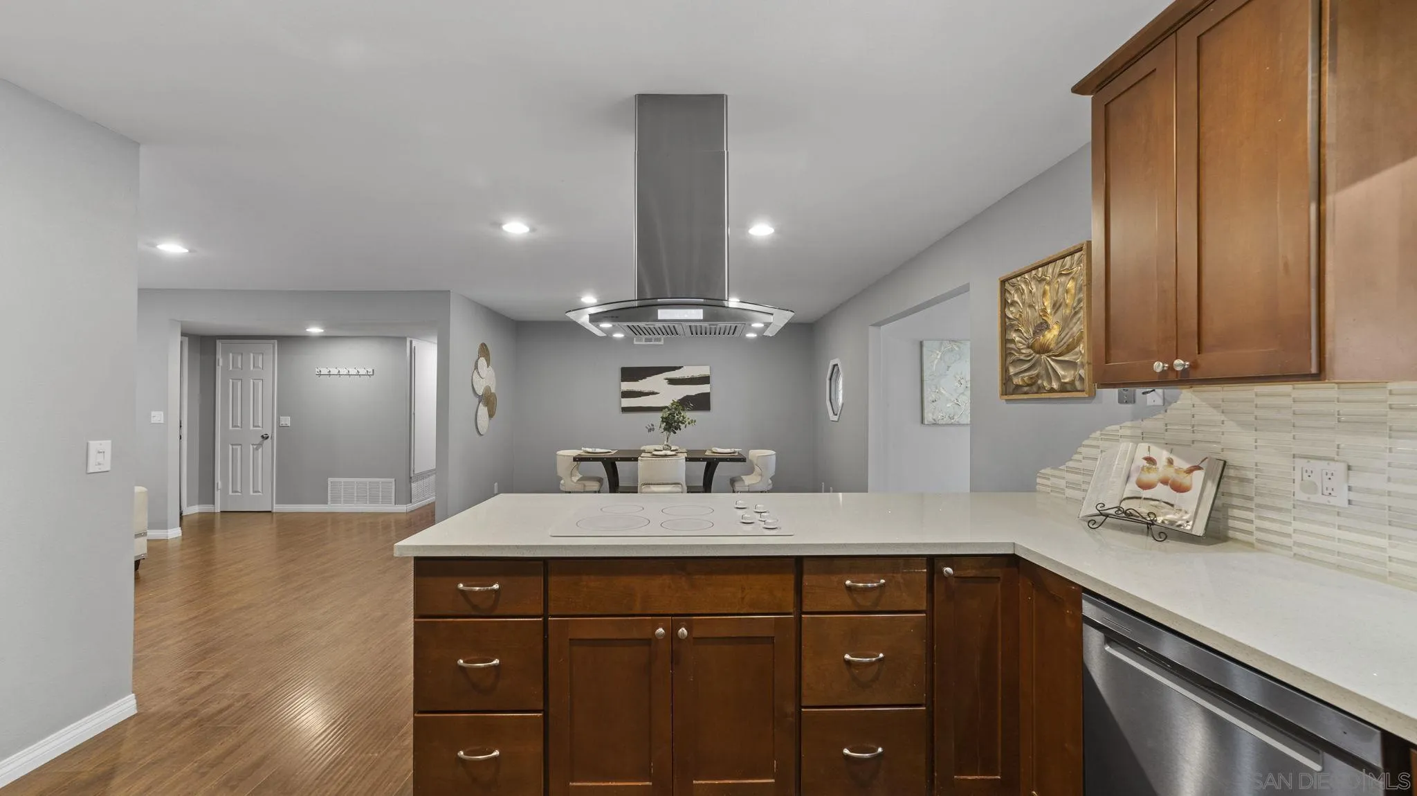 https://cdn.realtyfeed.com/cdn/127/260011018/a521c7a7900771b112aeb6a07b2462cc.webp