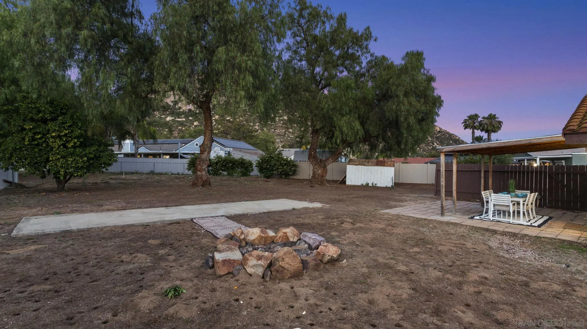 https://cdn.realtyfeed.com/cdn/127/260011018/c1115a6e7e1ccc7f9fe162898b014ed1.webp