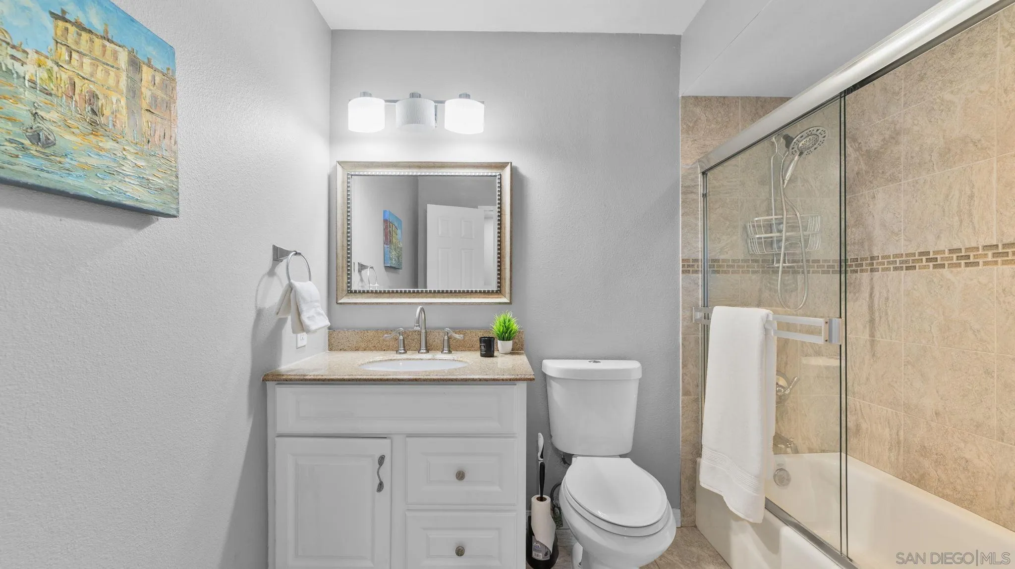 https://cdn.realtyfeed.com/cdn/127/260011018/c97768a3bf81c25b87e519f188bc1bce.webp