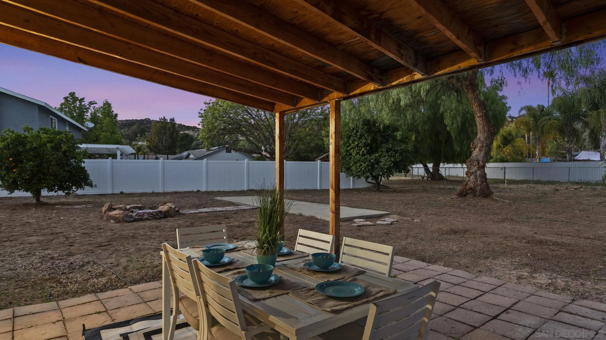 https://cdn.realtyfeed.com/cdn/127/260011018/c9c5e2fc24731bfd622219bcce4212a3.webp