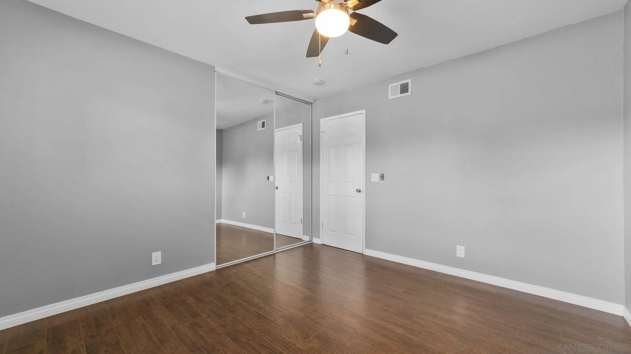 https://cdn.realtyfeed.com/cdn/127/260011018/ce49715841e837726d2cdd1a614effba.webp