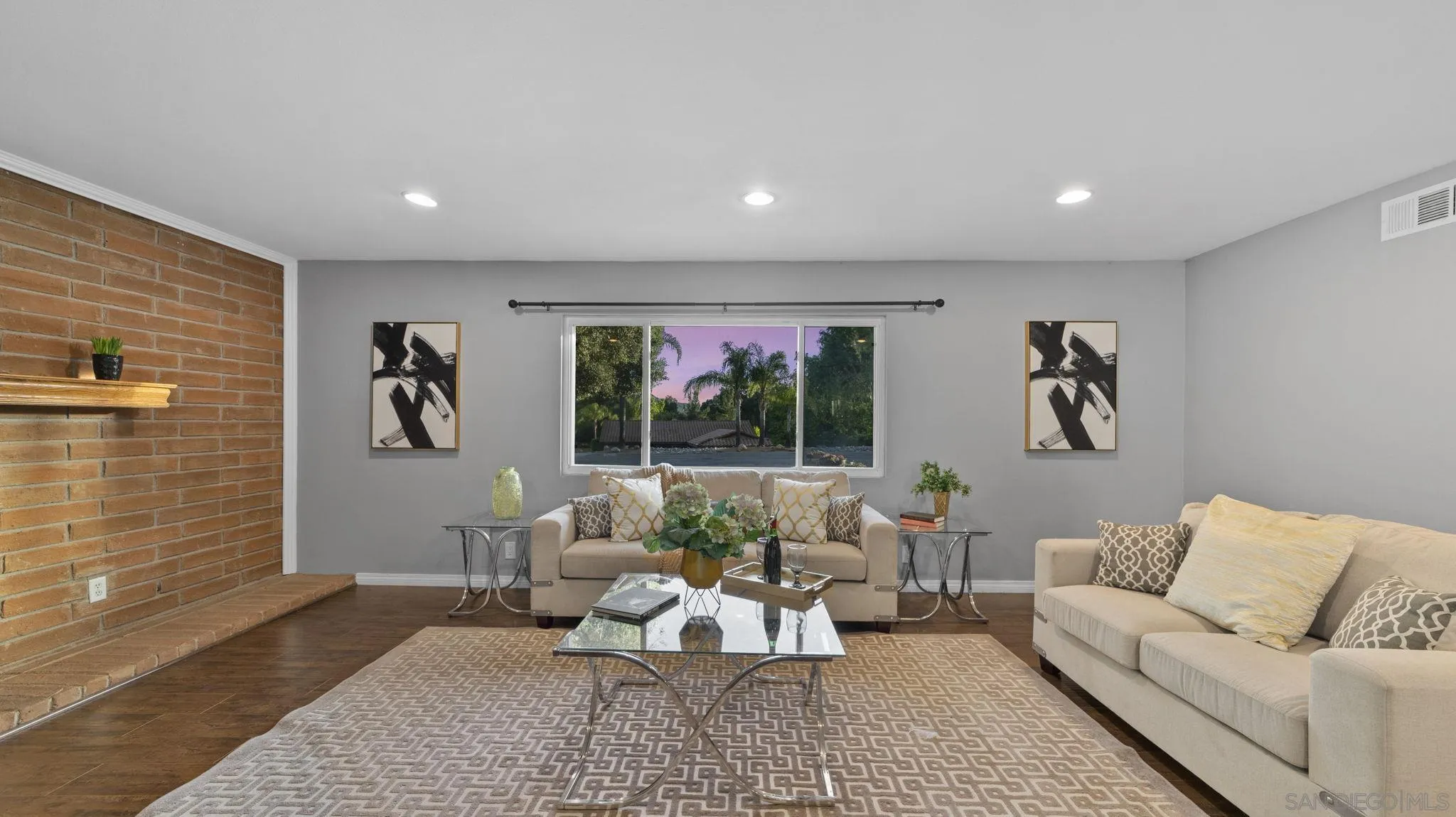 https://cdn.realtyfeed.com/cdn/127/260011018/e1ed08603586491333fb47aba6061e77.webp