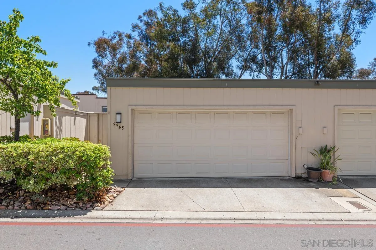 Photo #2: 260011019 Listing: Photo #2