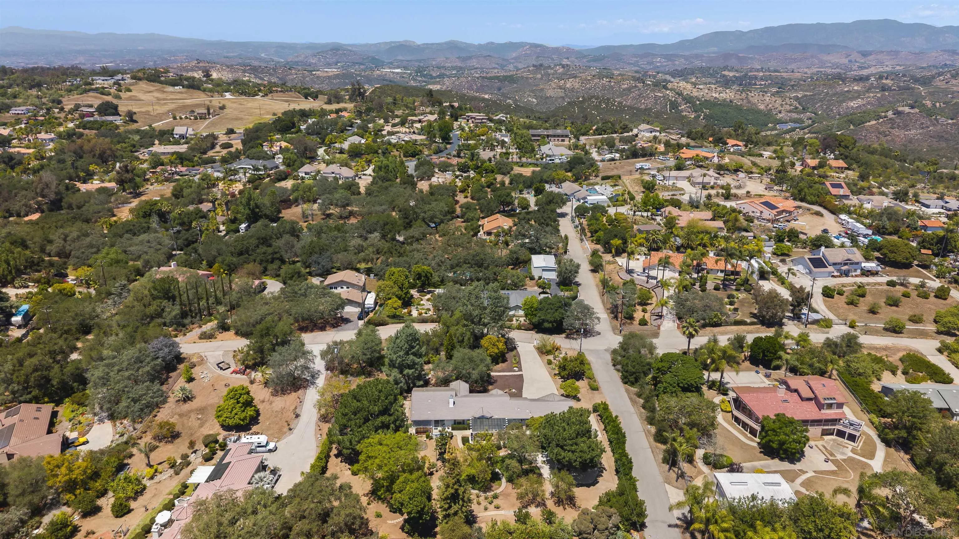 https://cdn.realtyfeed.com/cdn/127/260011020/e648e470ca4e657961ea9469680b4904.webp