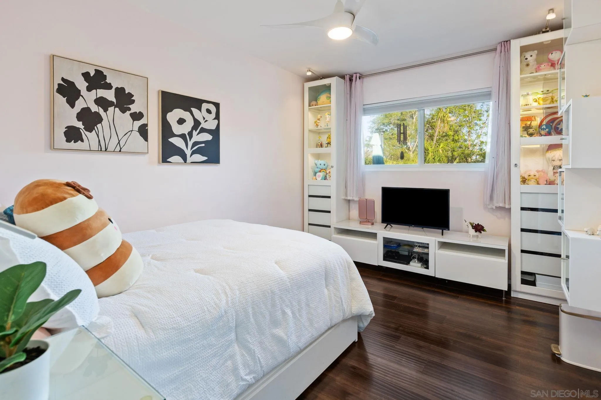 https://cdn.realtyfeed.com/cdn/127/260011021/3d7df61cae717b5e1abb40d3dc85154f.webp
