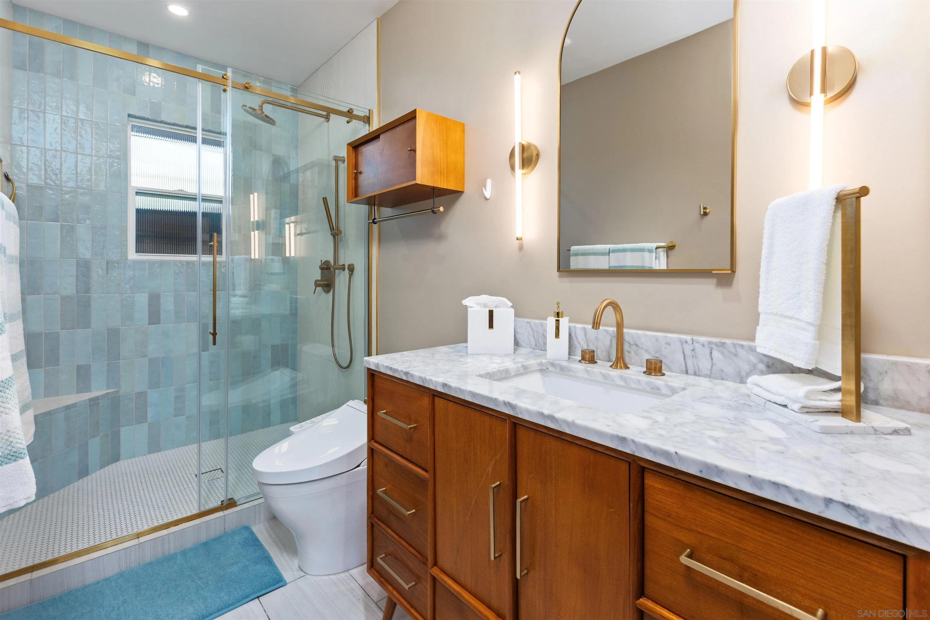 https://cdn.realtyfeed.com/cdn/127/260011021/eb67624dd3c1f8710f3d8a0e71e42ff4.webp