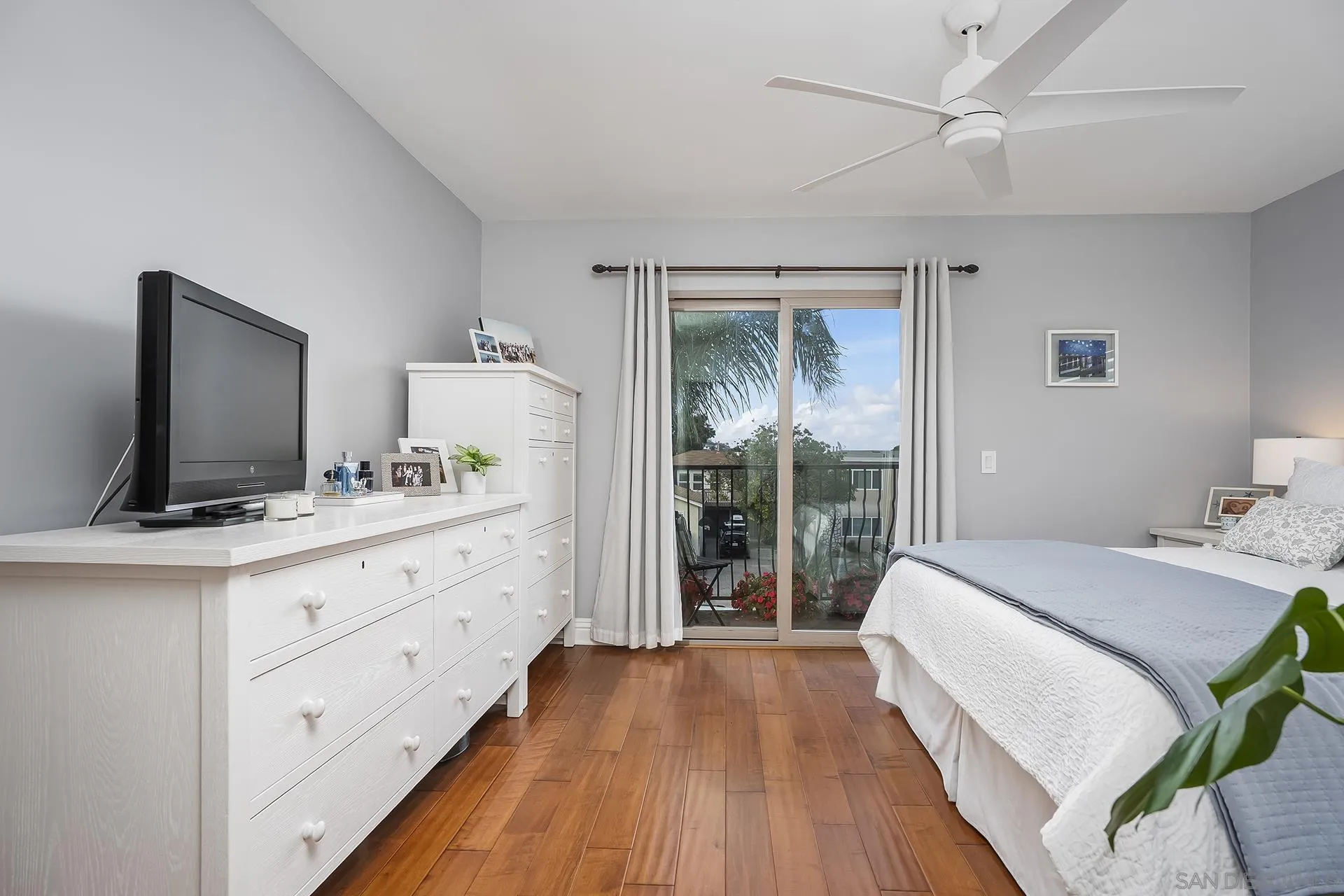 https://cdn.realtyfeed.com/cdn/127/260011022/a5e0bb40c32f9dd4b2b9a7ec665a7f5f.webp