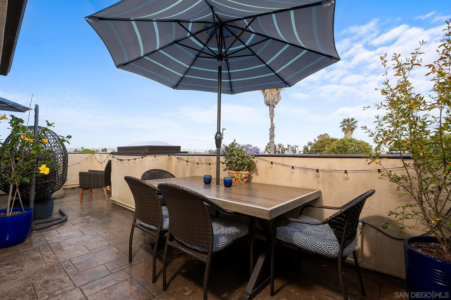 https://cdn.realtyfeed.com/cdn/127/260011022/d625063688518559b37789821c86e8b4.webp