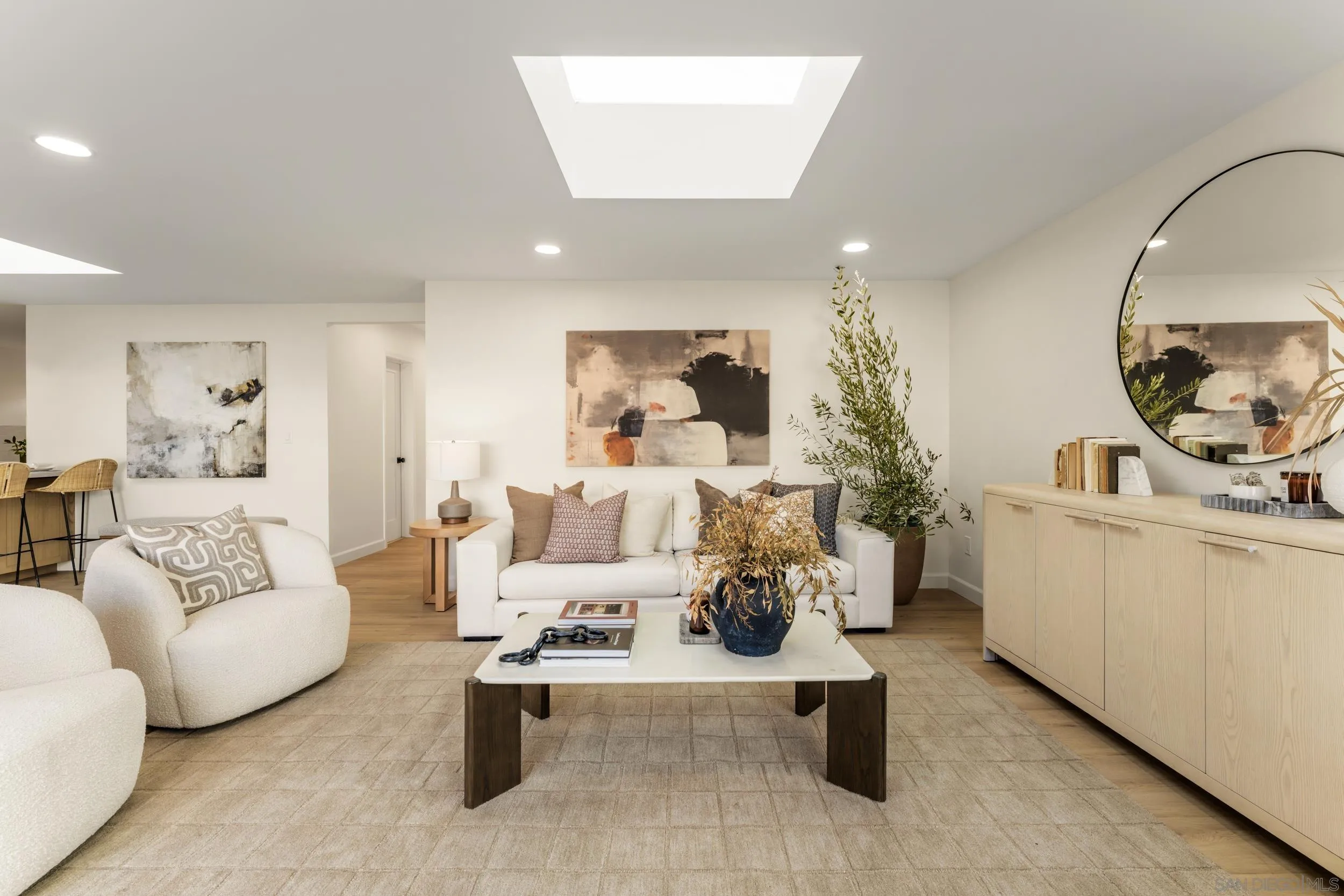 https://cdn.realtyfeed.com/cdn/127/260011030/b7661e3f76fb9d25e08dec24dfe192c8.webp