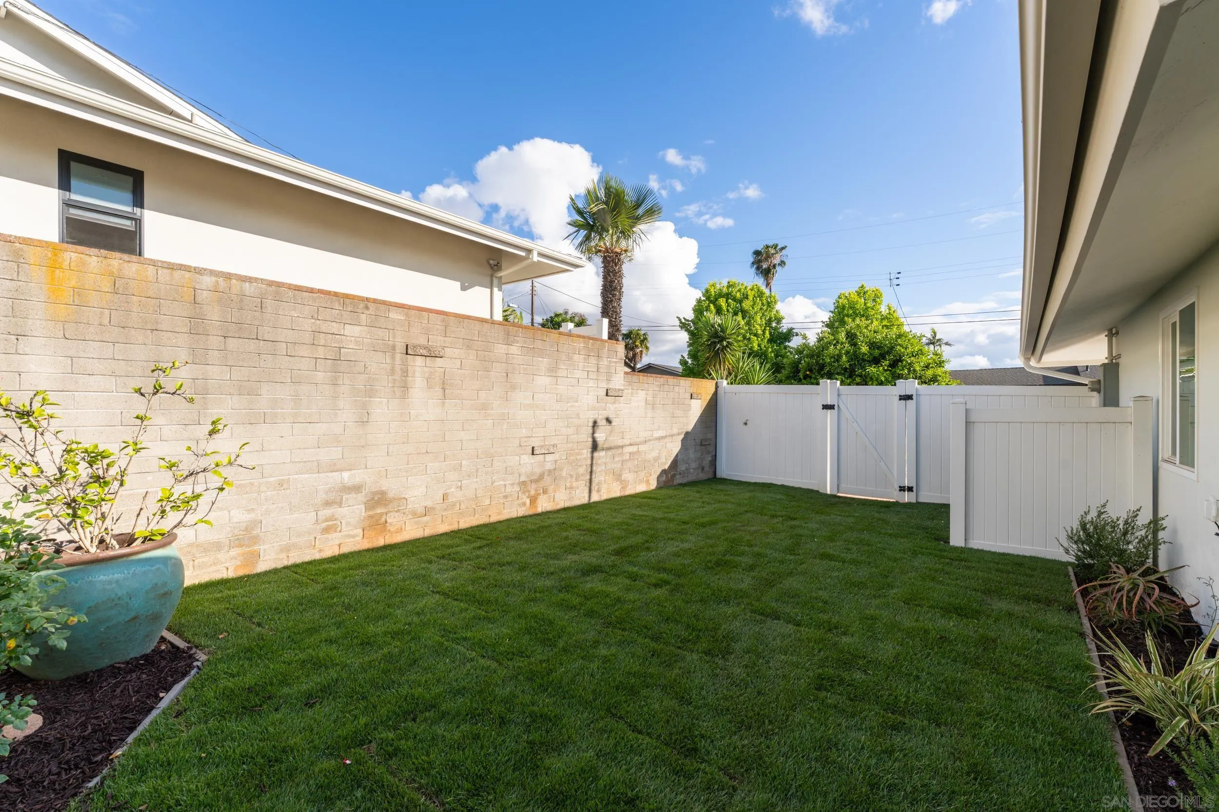https://cdn.realtyfeed.com/cdn/127/260011030/f26f88f3cd96abb184c2157c5ccb8541.webp