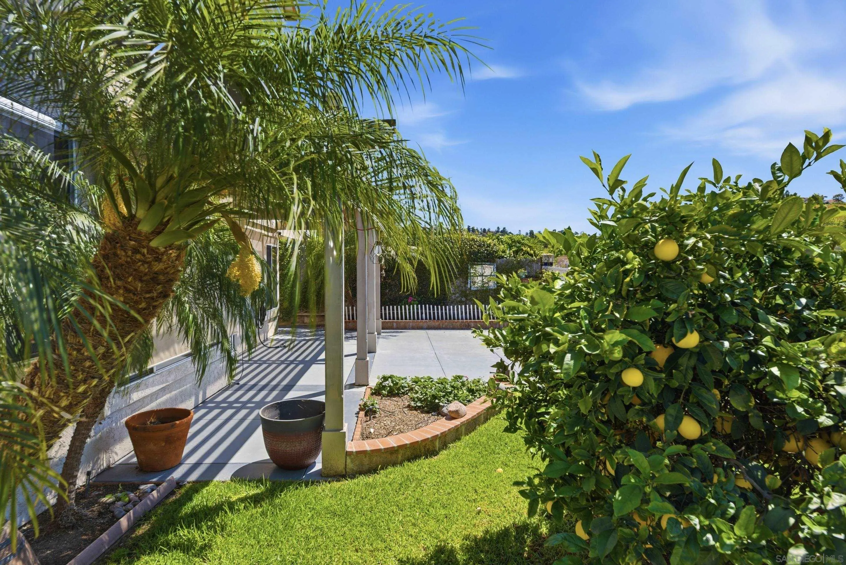 https://cdn.realtyfeed.com/cdn/127/260011032/44be6f41560fd9c0406c5c6cf50c7c04.webp