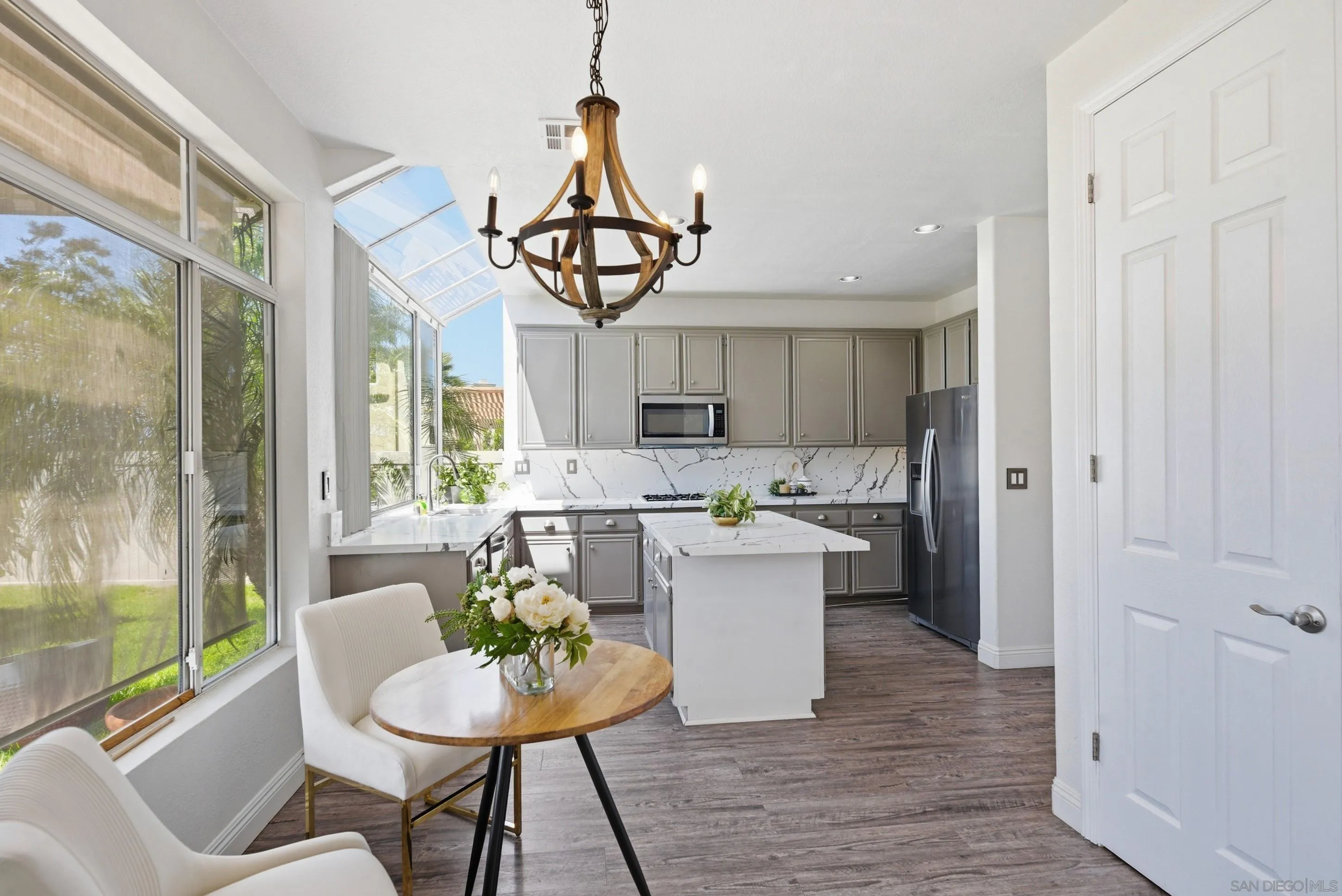 https://cdn.realtyfeed.com/cdn/127/260011032/55756eb8b92896698548bbe404c0b6c0.webp
