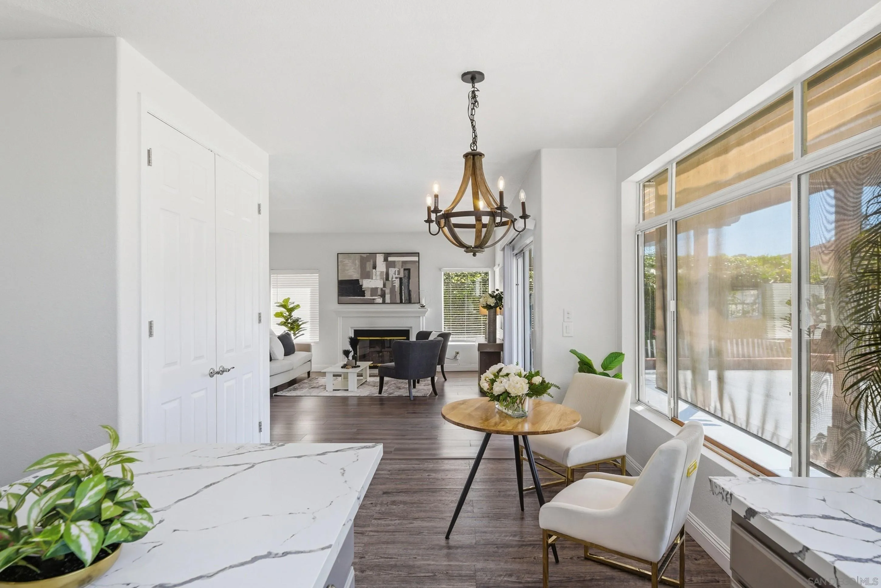 https://cdn.realtyfeed.com/cdn/127/260011032/9e20fa9604ce7c322a0ade04f103d8fc.webp