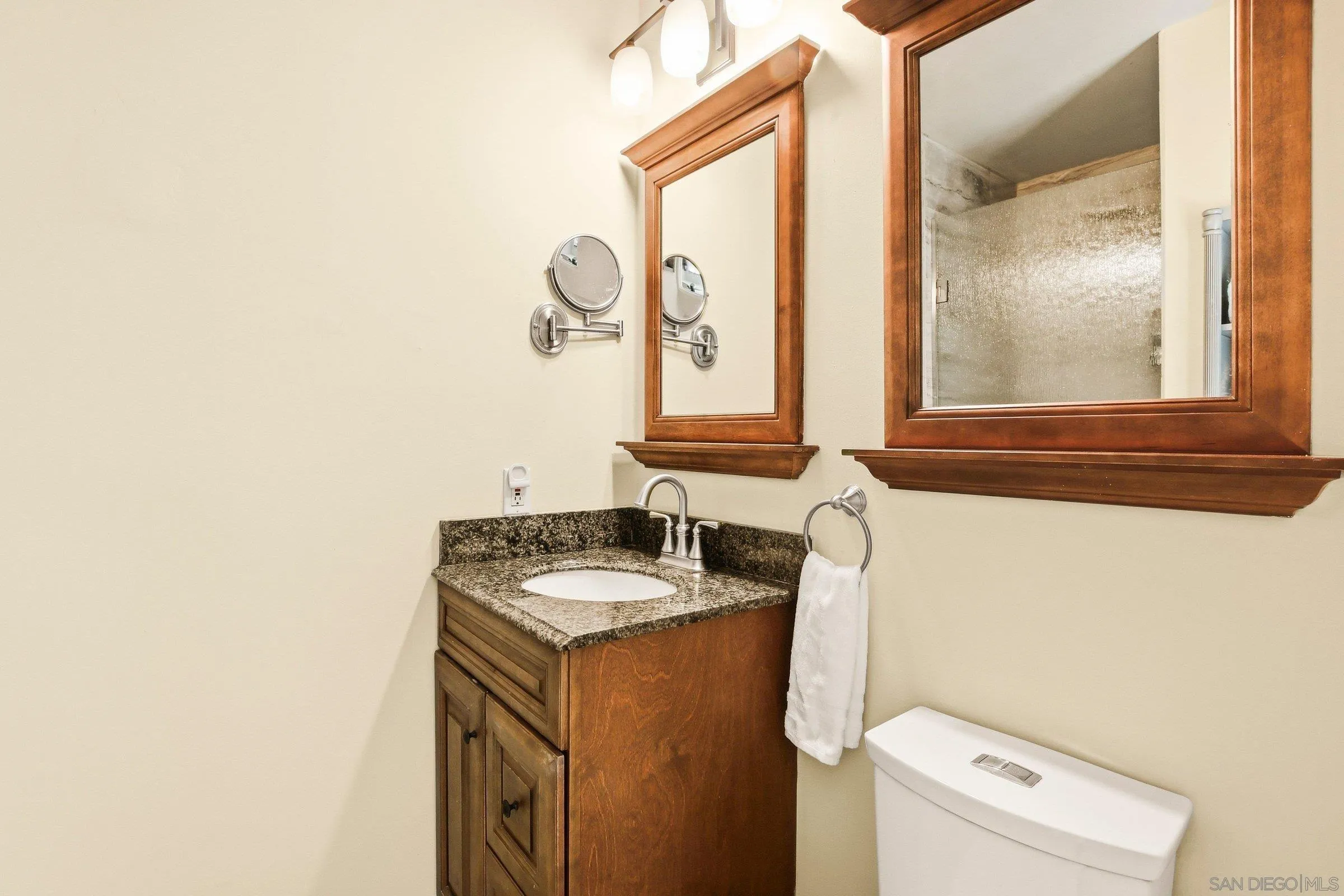 https://cdn.realtyfeed.com/cdn/127/260011033/28893d6d217816c1de9661d1fe723c57.webp