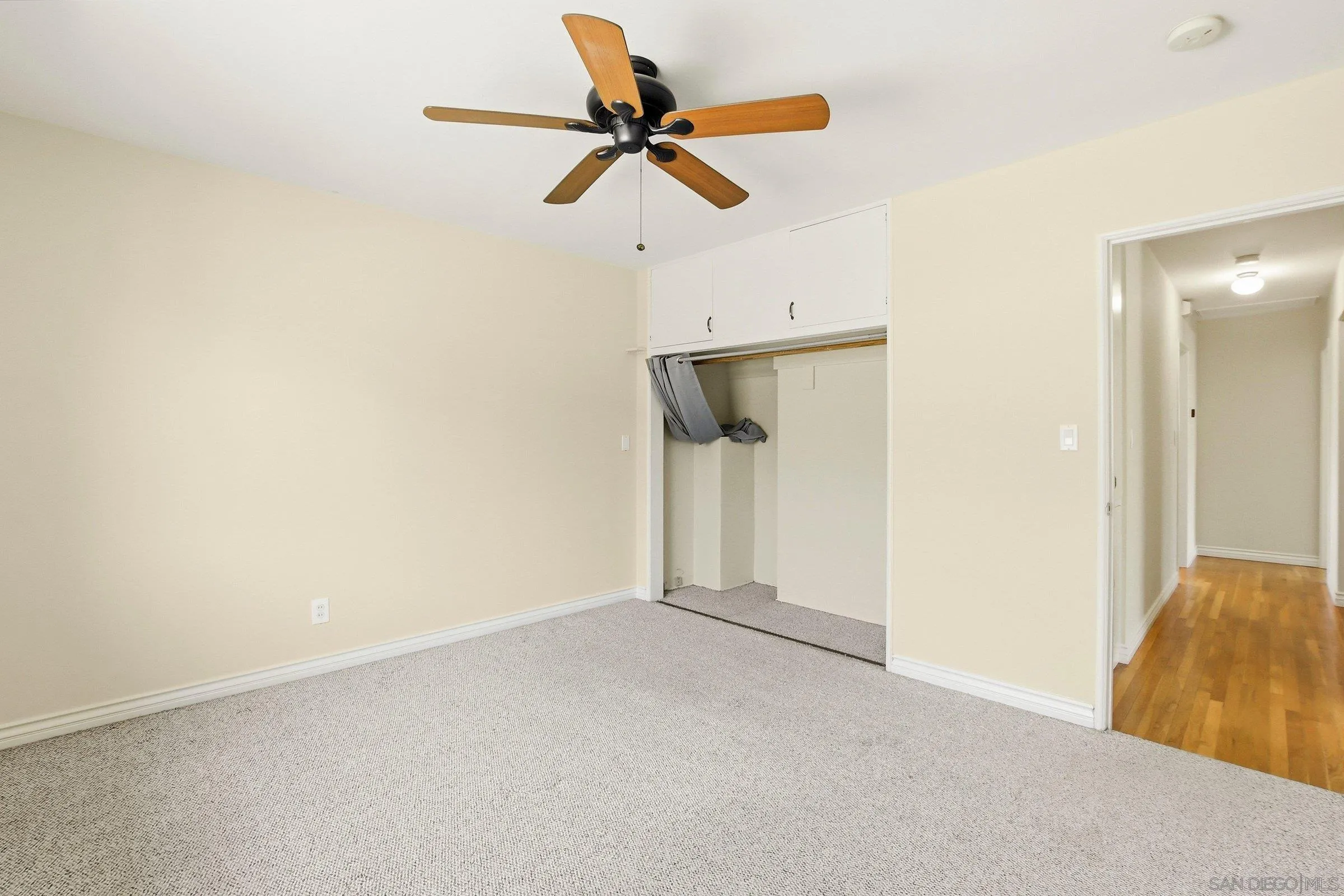 https://cdn.realtyfeed.com/cdn/127/260011033/4f72b679bf4b0dfb38c877f2c108984d.webp
