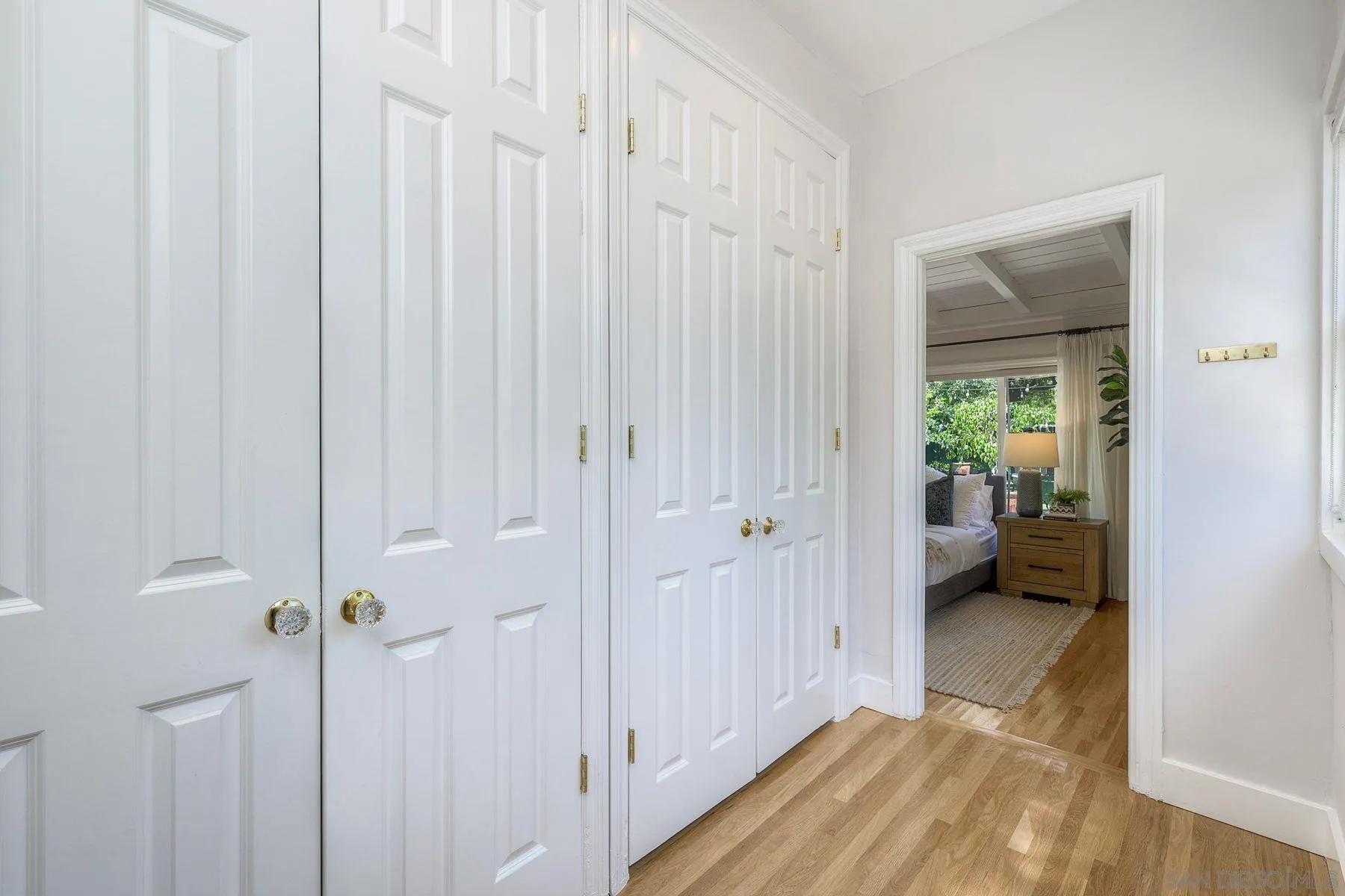 https://cdn.realtyfeed.com/cdn/127/260011035/1836e4f912671ccca83ff94ff59b11f5.webp