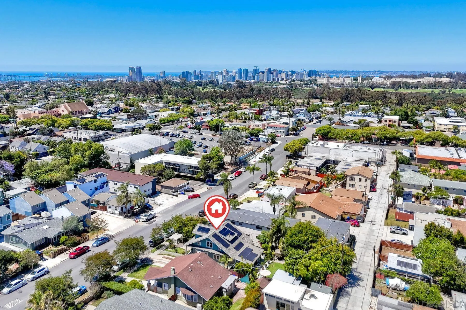https://cdn.realtyfeed.com/cdn/127/260011035/60f8ac2d84601d0af6e7bb2afbdcc2a2.webp