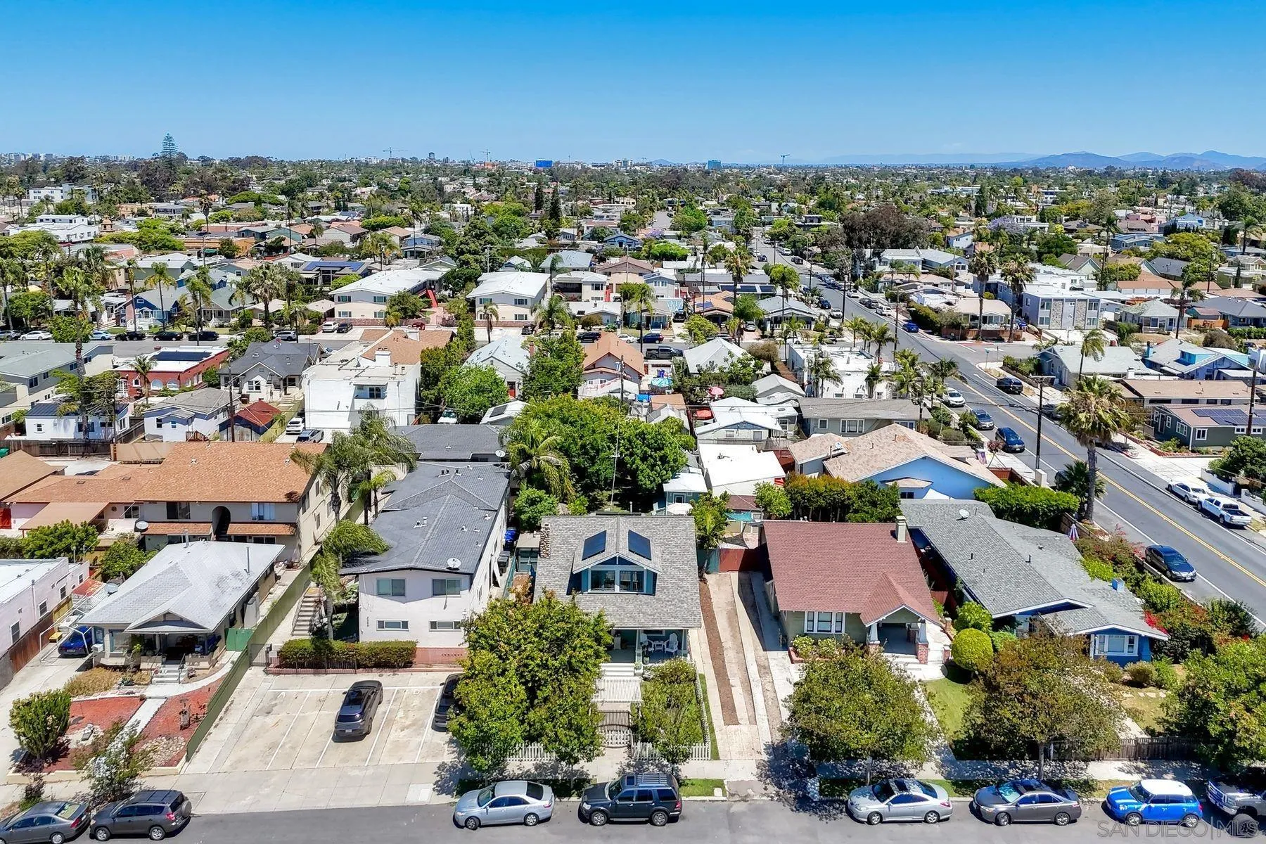 https://cdn.realtyfeed.com/cdn/127/260011035/c7e39b01532289fa0a0b91634efa4ae8.webp
