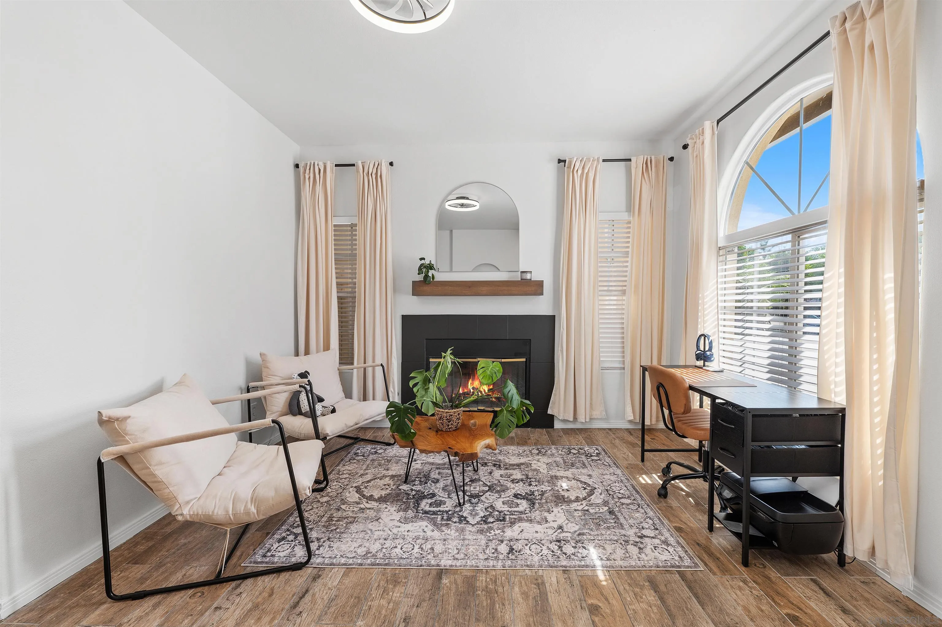 https://cdn.realtyfeed.com/cdn/127/260011036/599c14270638a35f2e6f514e14c04a4f.webp