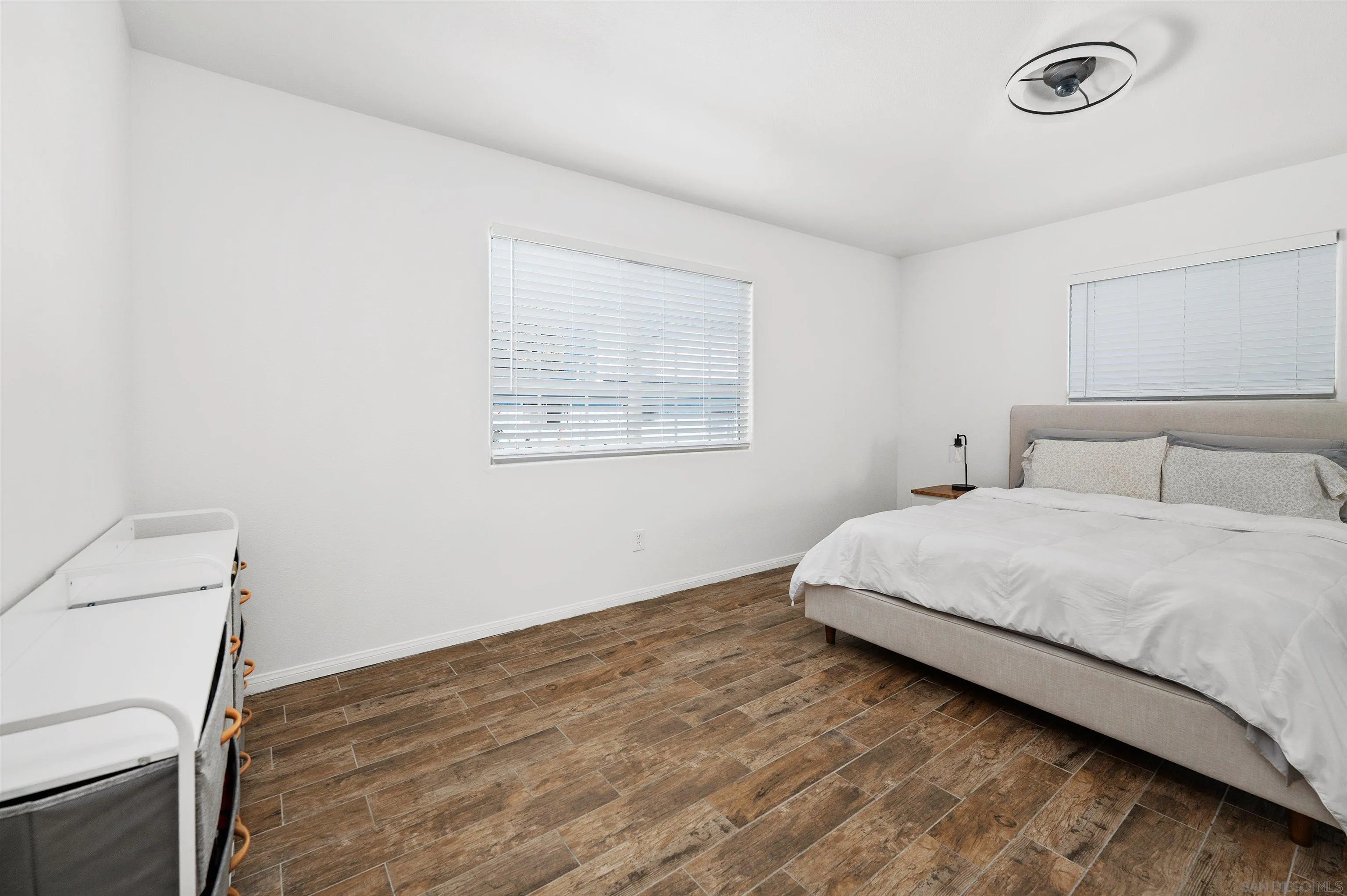 https://cdn.realtyfeed.com/cdn/127/260011036/d44a58cd8a1886366653197459f6109d.webp