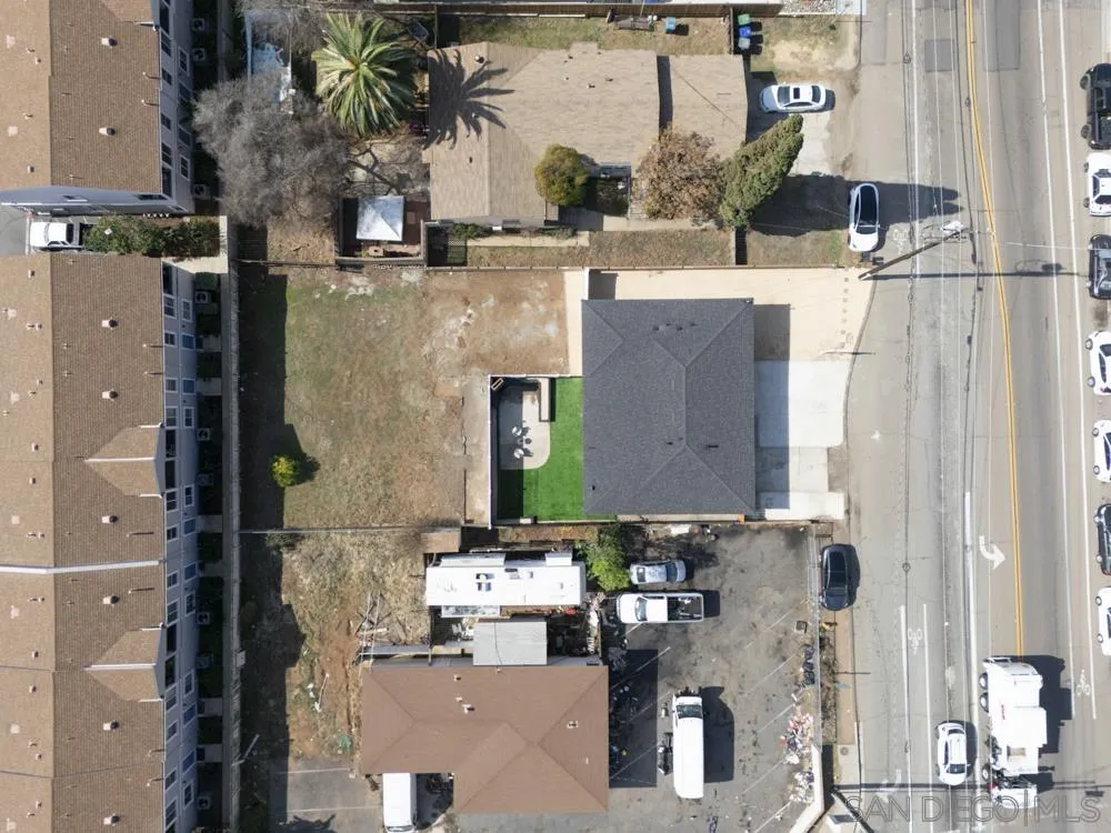 https://cdn.realtyfeed.com/cdn/127/260011037/5067125cc12c564ca1503f09719c0e62.webp