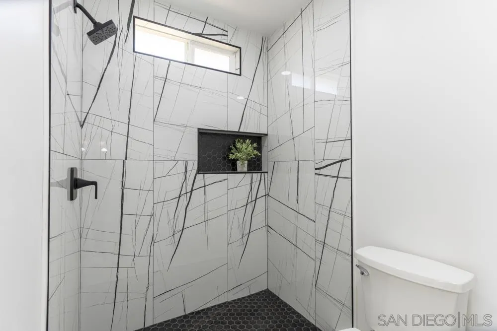 https://cdn.realtyfeed.com/cdn/127/260011037/5c357ff6987b7145cac9c05085b039c4.webp