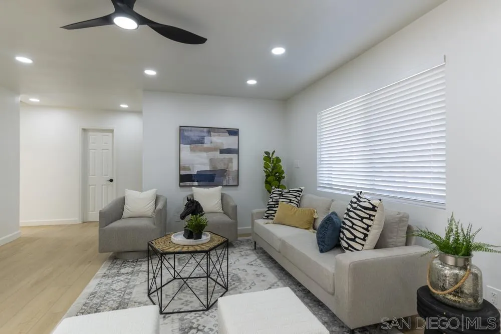 https://cdn.realtyfeed.com/cdn/127/260011037/889bb2268defadc6aecbc0ed5eddc83a.webp