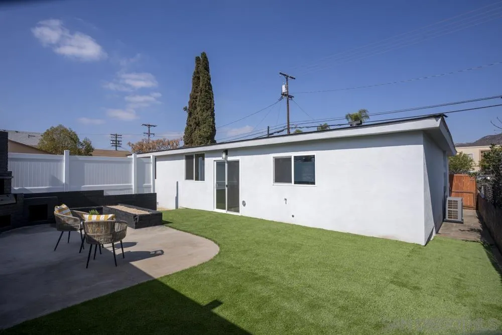https://cdn.realtyfeed.com/cdn/127/260011037/89806086594bd7f47ec6e9f26043addb.webp