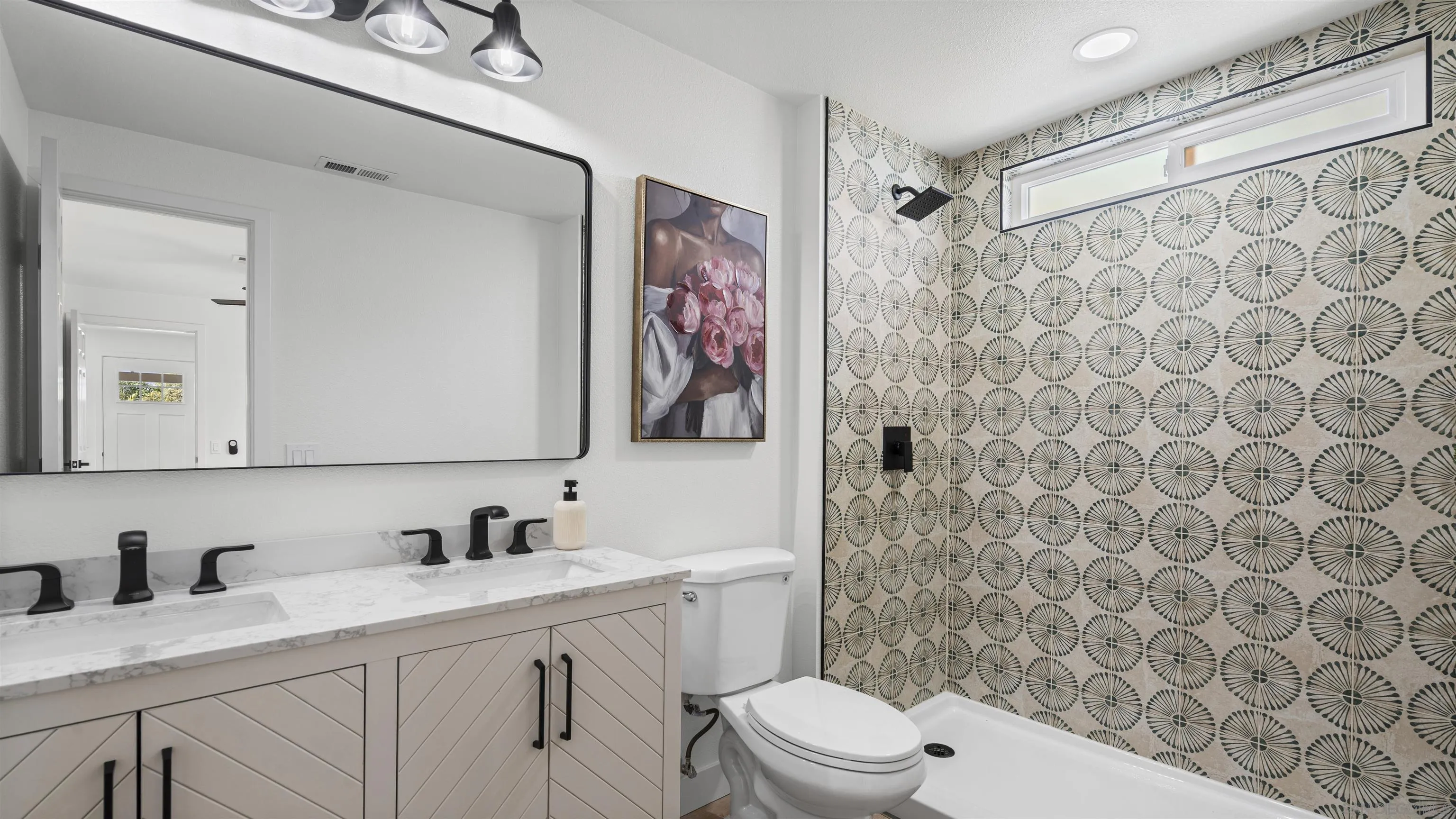 https://cdn.realtyfeed.com/cdn/127/260011038/4a30689e305d9deae6ec334cff132ce0.webp