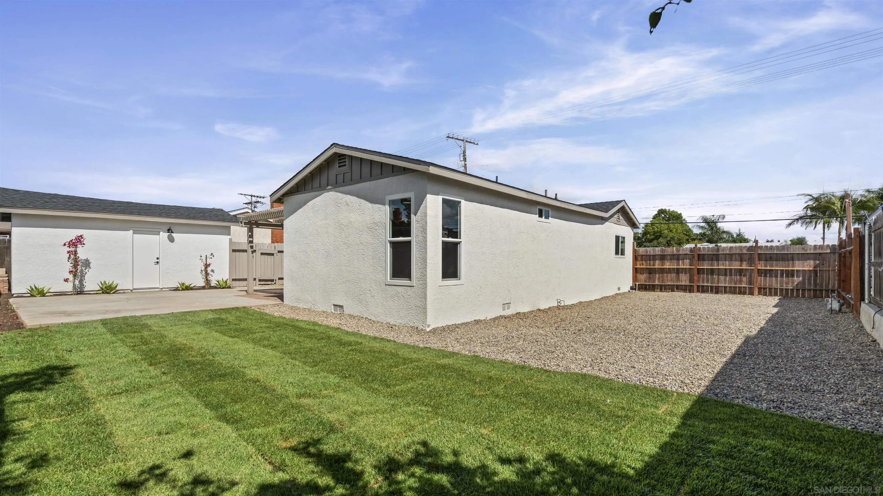 https://cdn.realtyfeed.com/cdn/127/260011038/a9b808044b44660f0d09b93c4b48c4bc.webp