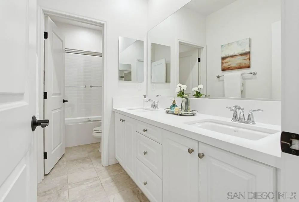https://cdn.realtyfeed.com/cdn/127/260011039/c4a3c1cff091a1537cd930c9875abbd8.webp
